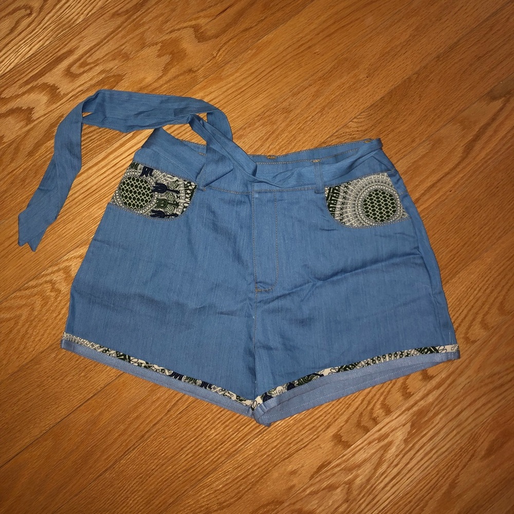 THE COPPER CLOSET (boutique) SHORTS